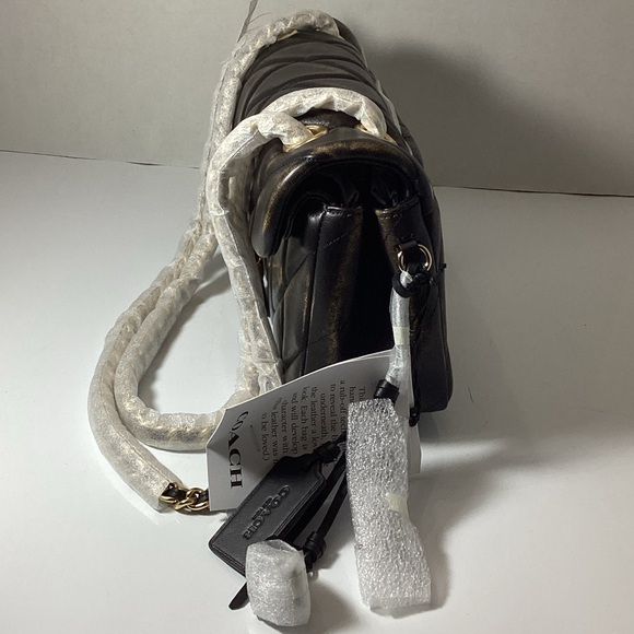 Coach Quilted Tabby 20 shoulder bag in black Nappa leather. - Picture 6 of 13